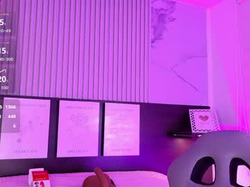 Watch violet_spencer performing live on BoomCams free cam network