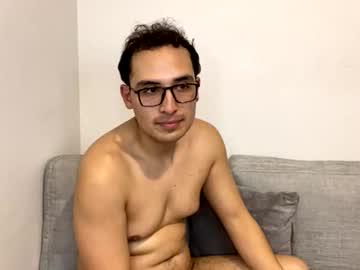 Watch violetjack performing live on BoomCams free cam network