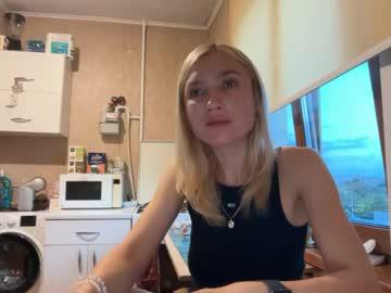 Watch walter_cam performing live on BoomCams free cam network