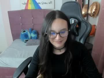 Watch wanda_sg performing live on BoomCams free cam network