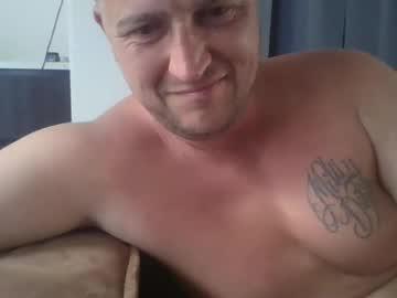 Watch watchmannl performing live on BoomCams free cam network