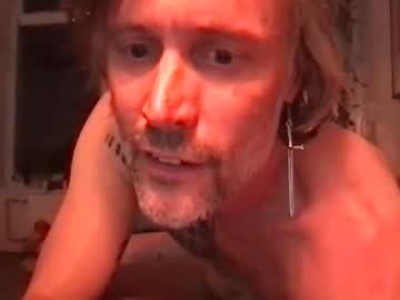 Watch weirdosinlove performing live on BoomCams free cam network