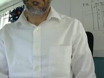 Watch wellheynow performing live on BoomCams free cam network