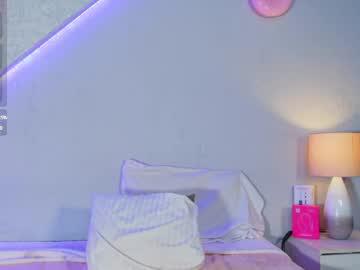 Watch wendy_williams_ performing live on BoomCams free cam network