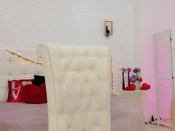 Watch wet_dakota performing live on BoomCams free cam network