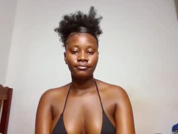 Watch wet_pussieyy performing live on BoomCams free cam network