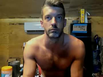 Watch whocaresnotme1 performing live on BoomCams free cam network