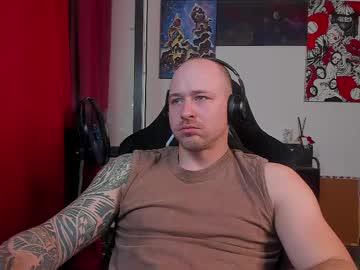 Watch why_you_so_serious performing live on BoomCams free cam network