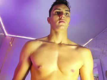Watch wolfkyng performing live on BoomCams free cam network