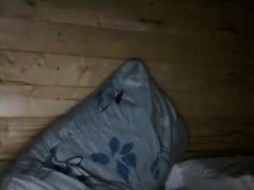 Watch wolfvili performing live on BoomCams free cam network