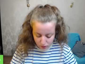 Watch womanshyy performing live on BoomCams free cam network