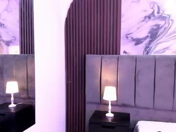 Watch wonderkloe_ performing live on BoomCams free cam network