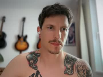 Watch wow_justwow performing live on BoomCams free cam network