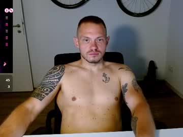Watch x19marco93x performing live on BoomCams free cam network