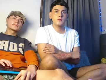 Watch xandrodeluxe performing live on BoomCams free cam network