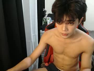 Watch xaviar20 performing live on BoomCams free cam network