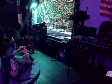 Watch xxlilithmoonxx performing live on BoomCams free cam network