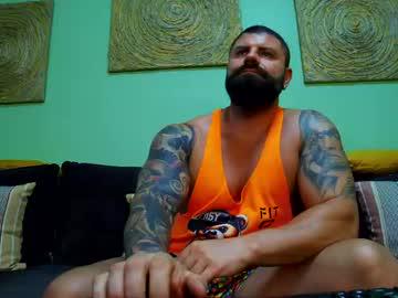 Watch xxtreamleonard performing live on BoomCams free cam network
