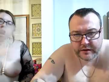 Watch xxxshadowloversxxx performing live on BoomCams free cam network