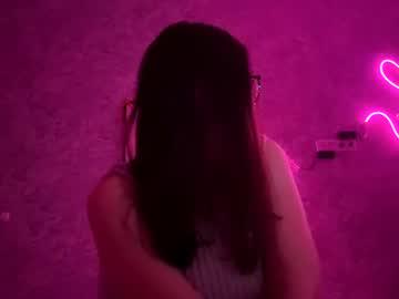 Watch yangstauch performing live on BoomCams free cam network