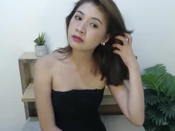 Watch yougotmiya69 performing live on BoomCams free cam network
