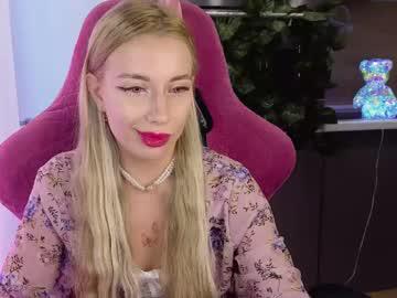 Watch your_psychologist performing live on BoomCams free cam network