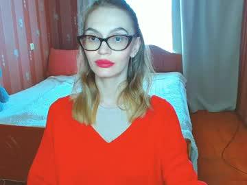 Watch yourladysunshine performing live on BoomCams free cam network