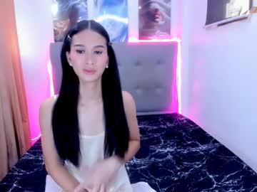 Watch yumi_amethyst performing live on BoomCams free cam network