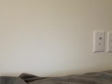 Watch yungstudd4200 performing live on BoomCams free cam network