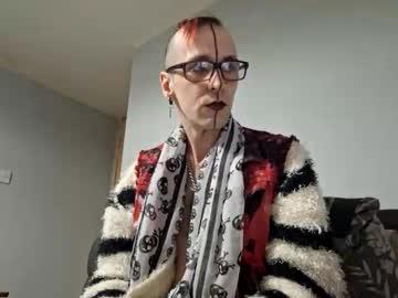 Watch yxungscarbxy performing live on BoomCams free cam network