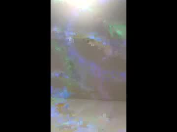 Watch yzanalord21 performing live on BoomCams free cam network