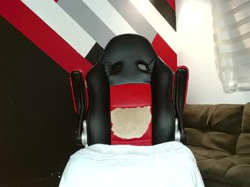 Watch zac_golden performing live on BoomCams free cam network
