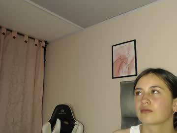 Watch zaida_1 performing live on BoomCams free cam network
