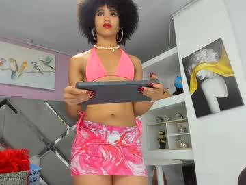 Watch zaira_sofiaa_ performing live on BoomCams free cam network