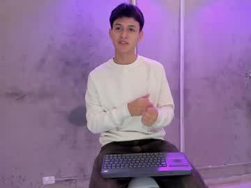 Watch zam_noir performing live on BoomCams free cam network