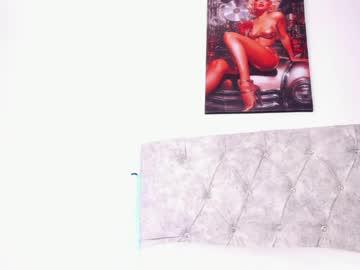 Watch zaracampbell performing live on BoomCams free cam network