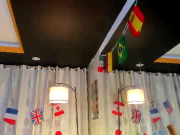 Watch zarajener performing live on BoomCams free cam network