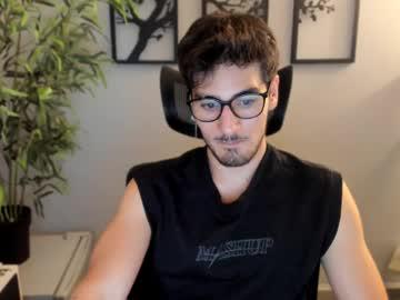 Watch zarthurboy performing live on BoomCams free cam network