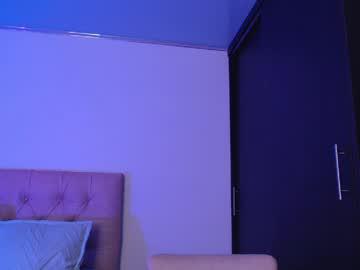 Watch zayda23_ performing live on BoomCams free cam network