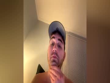 Watch zekel33 performing live on BoomCams free cam network