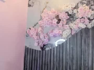 Watch zephyra_bms performing live on BoomCams free cam network