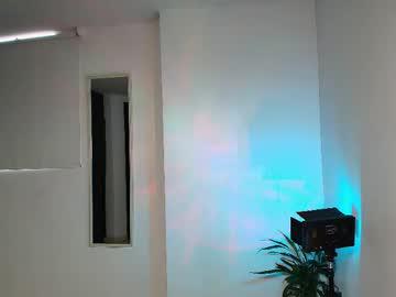 Watch zhara_11 performing live on BoomCams free cam network