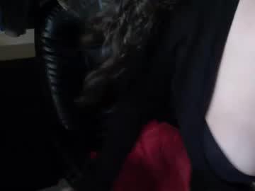 Watch zoe_koller performing live on BoomCams free cam network