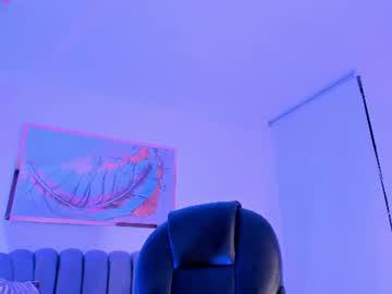 Watch zoepresley performing live on BoomCams free cam network