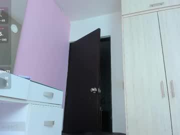Watch zoey_cooper performing live on BoomCams free cam network